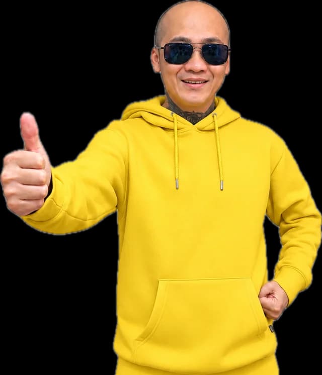Sang Dang, HuggerHustle's founder, giving a thumbs up